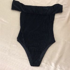 NWOT Black velvet off the shoulder bodysuit